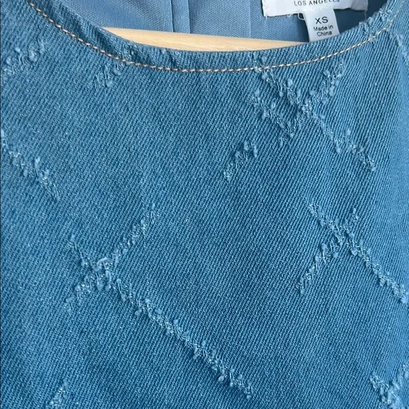 Kirious Los Angeles Blue Denim Textured Zip Back Top Excellent Condition Size XS - Picture 2 of 9